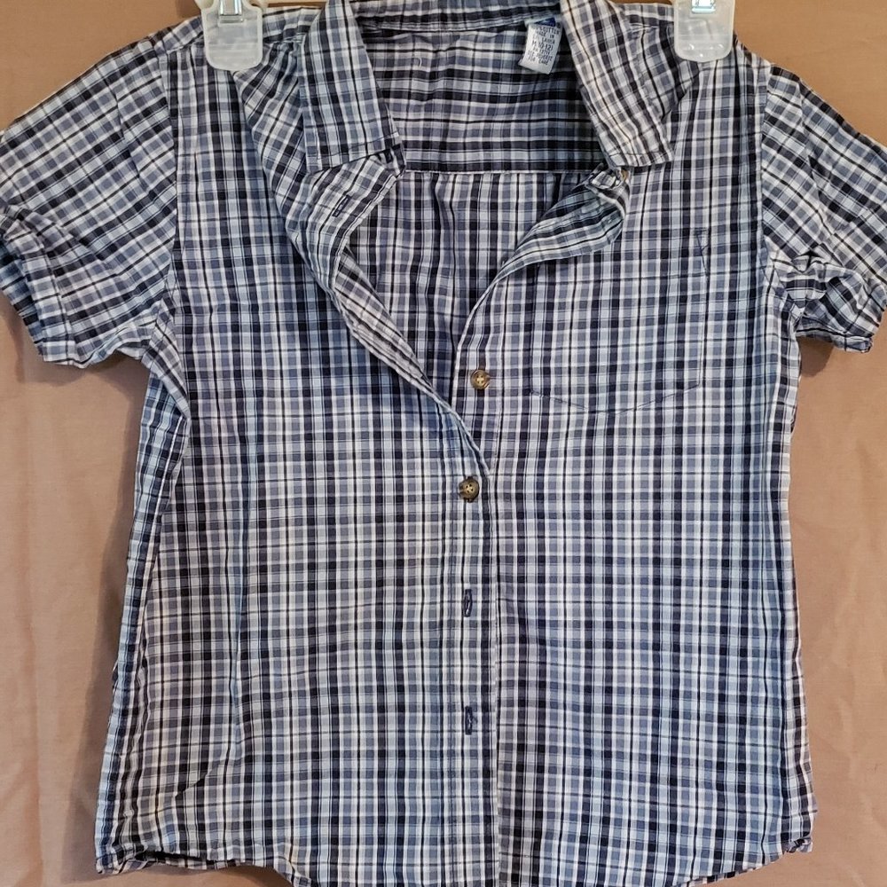 Short sleeve shirt, plaid pattern in blue, white, black, Size M (10-12)
